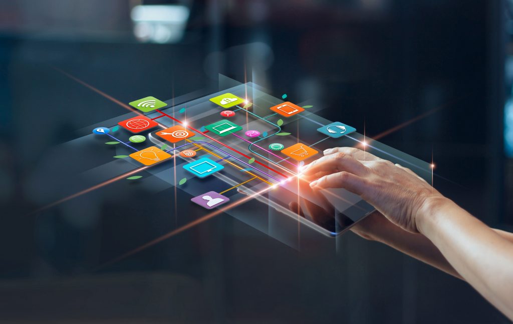 Using technology to pursue solopreneur business opportunities